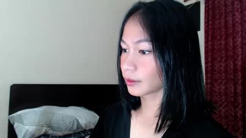 Snapshot of xlovely_destinyx chatting on November 2025 11:12:02 AM Alice online show from November 2025 11:12:02 AM