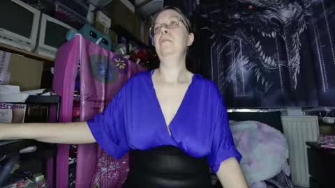 xnicetitsx online show from December 2025 08:41:02 AM