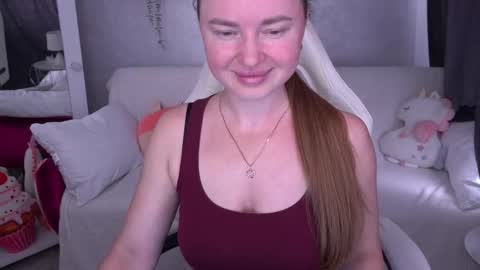 Monica online show from October 2025 12:47:01 PM