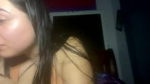 Snapshot of xocrybaby chatting on December 2024 07:49:02 AM xocrybaby online show from December 2024 07:49:02 AM