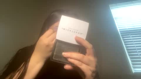 Snapshot of xocrybaby chatting on January 2025 06:57:02 PM xocrybaby online show from January 2025 06:57:02 PM