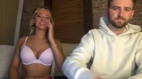 xoprincesspeachxo online show from October 2025 11:38:01 PM