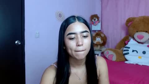 Snapshot of xoxo_melany chatting on November 2025 12:02:02 PM melany online show from November 2025 12:02:02 PM