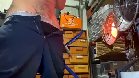 Xploringus online show from November 2025 04:11:02 AM