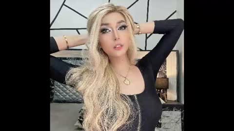xsexysucker online show from July 2026 12:20:01 AM
