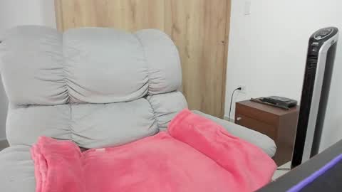 Hellen Sofia instagram hellen5546 online show from April 2026 01:39:02 PM