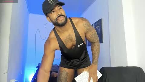 Stipp3r online show from October 2025 01:43:02 PM