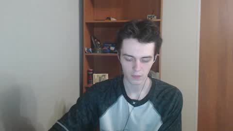 traqqq online show from November 2025 09:14:01 PM