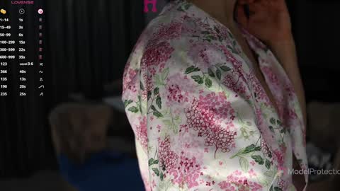 FrancyStepmom and YStepson    INTERESTED IN A GIRL-GIRL COLLABORATION  TEXT ME HERE  or INSTAGRAM online show from March 2025 06:23:02 PM