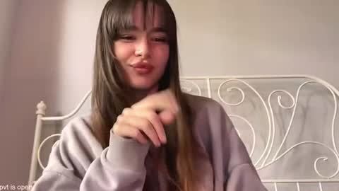 Lily online show from July 2026 12:14:02 PM