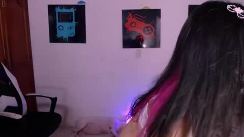 Jacky online show from November 2025 06:30:01 PM