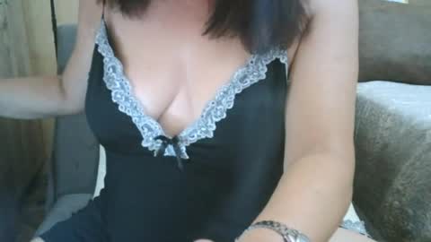 HotMomAlex online show from July 2026 07:05:01 PM