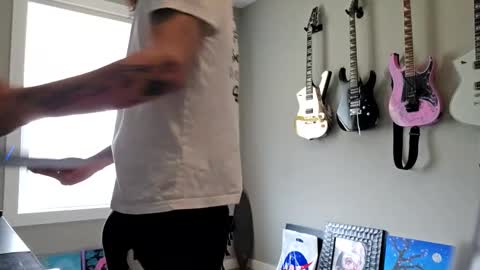 Snapshot of xxbadcatxx chatting on December 2024 06:27:01 PM XxBADCATxX online show from December 2024 06:27:01 PM