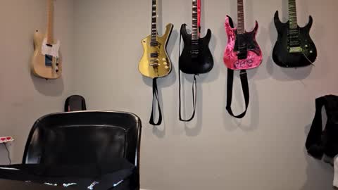 Snapshot of xxbadcatxx chatting on November 2025 03:39:02 AM XxBADCATxX online show from November 2025 03:39:02 AM