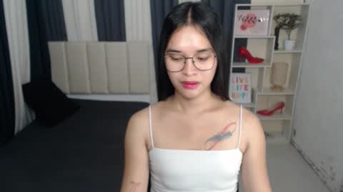 Snapshot of xxbigcockchloexx chatting on October 2025 05:22:01 PM CHLOES ROOM online show from October 2025 05:22:01 PM