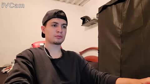 Snapshot of xxdanielboyxx chatting on December 2024 01:13:01 AM Dany online show from December 2024 01:13:01 AM