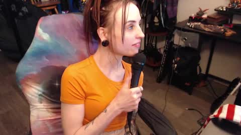 Lilith online show from October 2025 02:09:02 AM