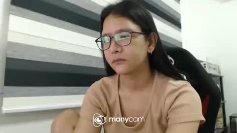  Kaycee  online show from October 2025 03:54:02 PM