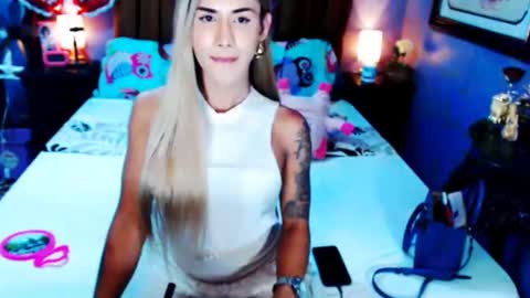 Snapshot of xxqueenofperfectionxx chatting on March 2025 11:08:02 AM urperfection kelly online show from March 2025 11:08:02 AM