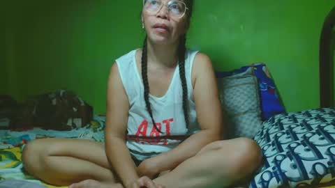 Snapshot of xxsexypinayxx chatting on January 2025 08:53:02 PM xxsexypinayxx online show from January 2025 08:53:02 PM