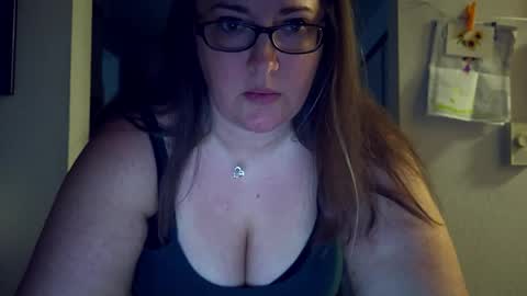 Snapshot of xxstrawberryjanexx chatting on June 2026 02:37:02 AM Strawberry Jane online show from June 2026 02:37:02 AM