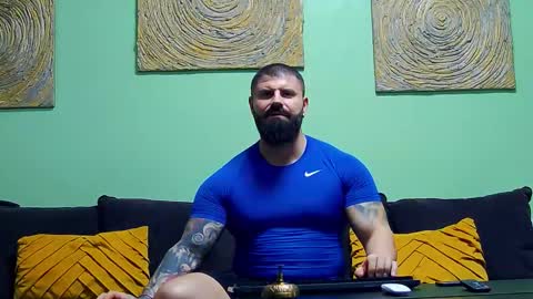 Snapshot of xxtreamleonard chatting on November 2025 05:50:02 PM Xtream Leonard online show from November 2025 05:50:02 PM