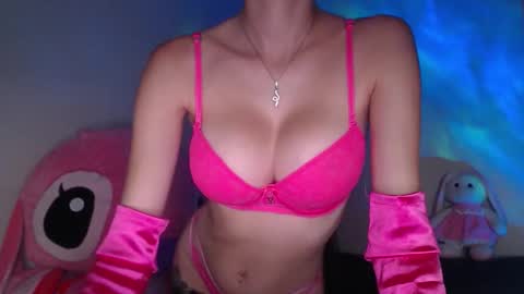 Snapshot of xxx_barbie_ chatting on November 2025 09:28:01 PM Kath online show from November 2025 09:28:01 PM