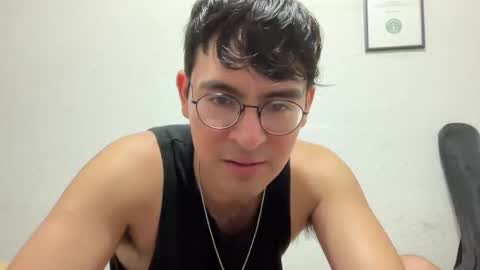 boobs lover online show from June 2026 04:37:02 AM