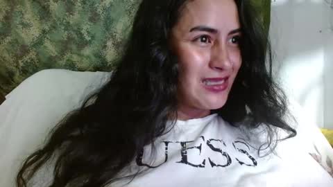 Snapshot of xxx_morena chatting on January 2025 04:09:02 AM LILI online show from January 2025 04:09:02 AM