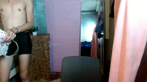 Snapshot of xxxfuckgirlyumsxxx chatting on December 2024 05:37:02 PM Your Princess Yums online show from December 2024 05:37:02 PM