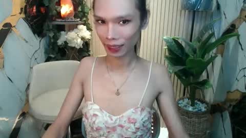 Snapshot of xxxfuckgirlyumsxxx chatting on November 2025 11:48:01 PM Your Princess Yums online show from November 2025 11:48:01 PM