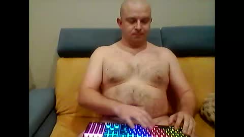 LUKAS online show from May 2026 12:06:02 AM