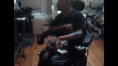 xxxonwheelz online show from April 2026 04:08:02 AM