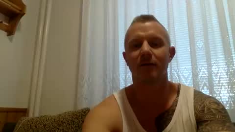 Snapshot of xyloreto80 chatting on November 2025 02:31:02 PM xyloreto80 online show from November 2025 02:31:02 PM