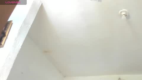 Snapshot of yailin_04 chatting on April 2026 05:08:02 PM yailin_04 online show from April 2026 05:08:02 PM