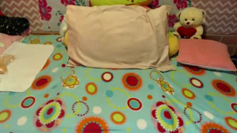  YAIRA online show from January 2025 02:08:02 PM