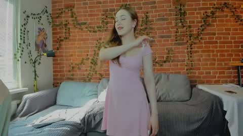 Snapshot of yami_yami_yami chatting on June 2026 01:06:02 PM Mia and Andry online show from June 2026 01:06:02 PM