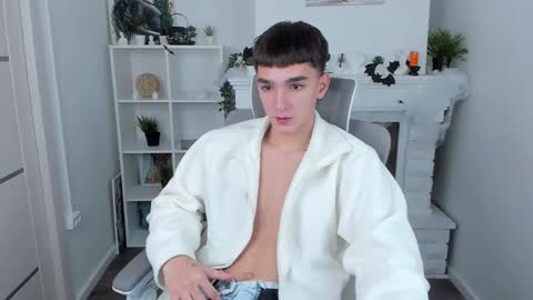 Snapshot of yamitwink chatting on October 2025 10:15:01 PM yamitwink online show from October 2025 10:15:01 PM