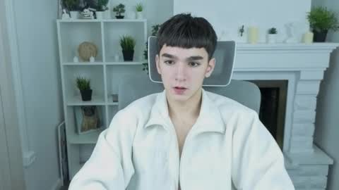 yamitwink online show from November 2025 08:42:02 PM