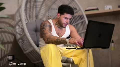 Snapshot of yamp_bigcock chatting on May 2026 03:00:01 AM yamp sambrano online show from May 2026 03:00:01 AM