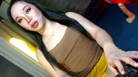 REYAN online show from June 2026 04:37:01 AM