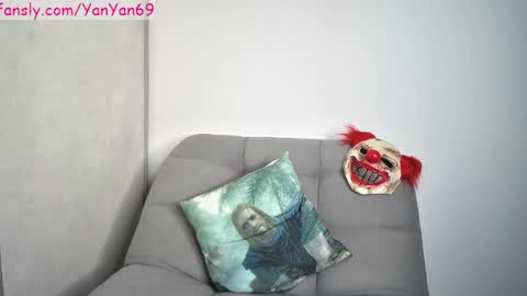 Sam      online show from November 2025 03:25:02 PM