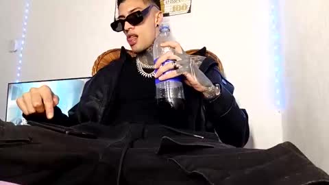 Yan online show from February 2026 04:31:01 AM