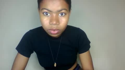yannick_01 online show from June 2026 06:02:01 PM