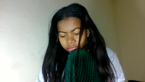 Snapshot of yannick_01 chatting on June 2026 03:25:01 AM yannick_01 online show from June 2026 03:25:01 AM