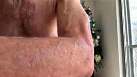 Snapshot of yannisv chatting on December 2025 11:41:02 AM yannisv online show from December 2025 11:41:02 AM