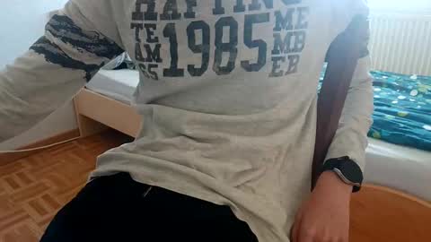 Snapshot of yanp541 chatting on November 2025 12:05:02 PM yanp541 online show from November 2025 12:05:02 PM