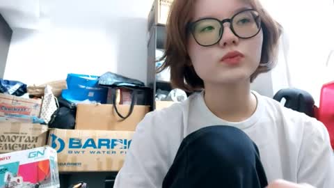 Snapshot of yanverfaille chatting on October 2025 10:35:02 AM Lily online show from October 2025 10:35:02 AM
