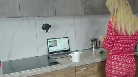 yaria29 online show from January 2025 05:47:02 AM