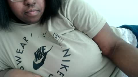 yasmin2560987 online show from June 2026 07:52:02 PM